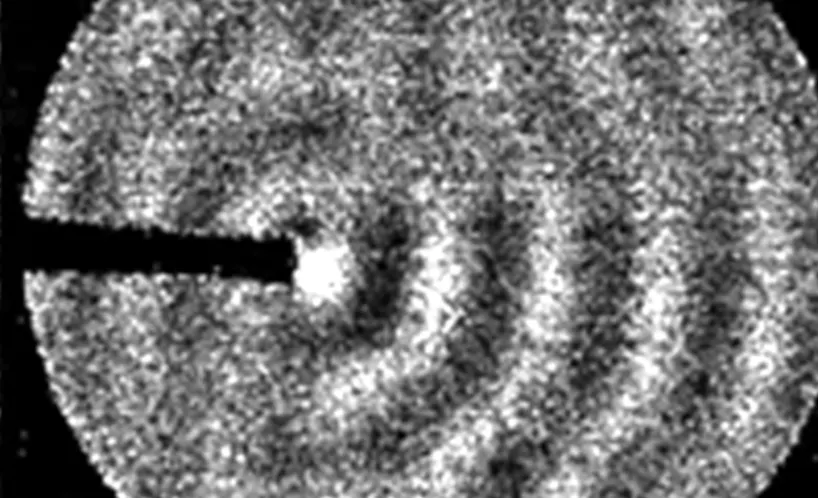 大気中の超音波を可視化した画像