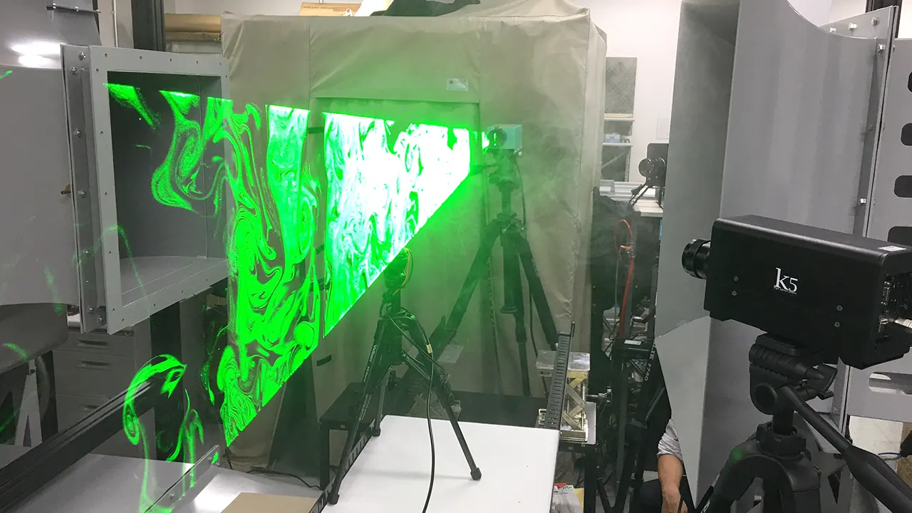 choose_highspeed_camera_GII_気流_風洞_V01