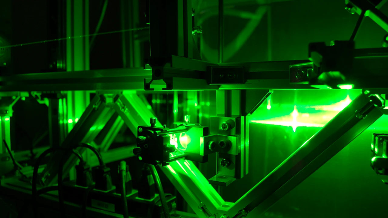 laser_レーザーとは_榊原先生_V03