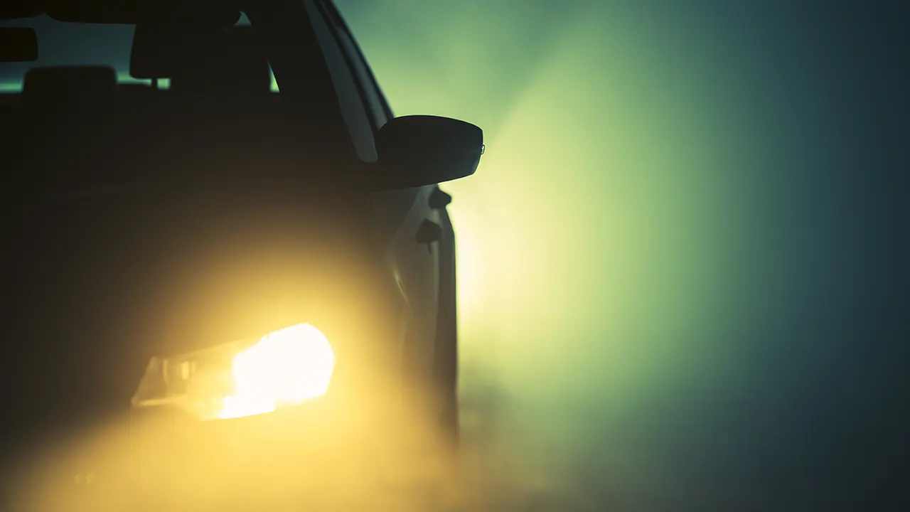 mie_scattering_ミー散乱_車_黄色ヘッドライト_V01