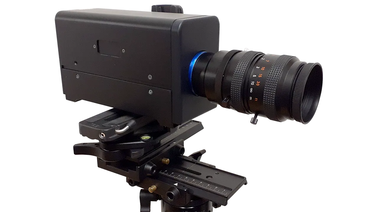 tripod_ハイスピードカメラ_三脚_パン雲台＋k5_V01